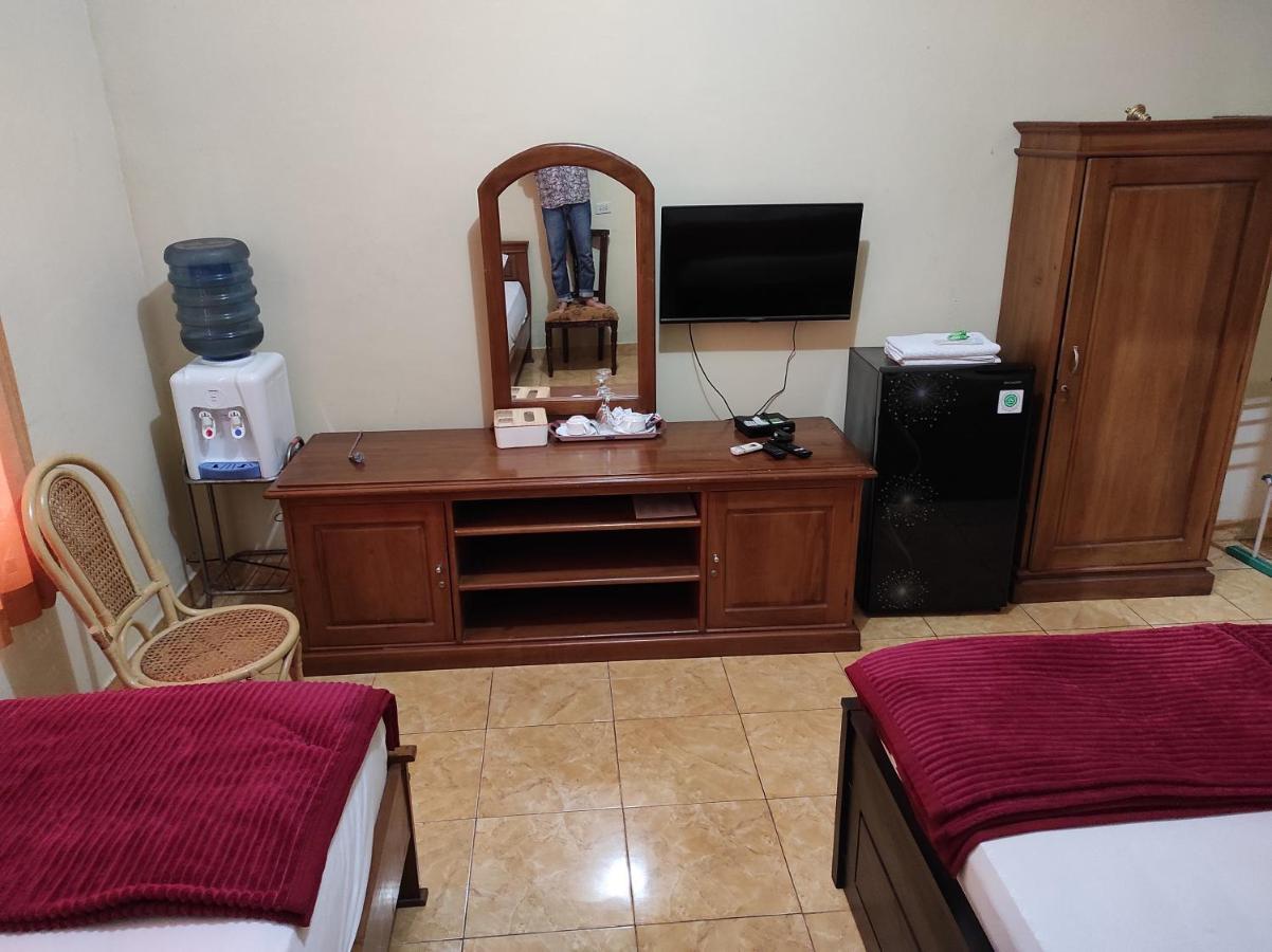 Hotel Randik Sekayu Экстерьер фото
