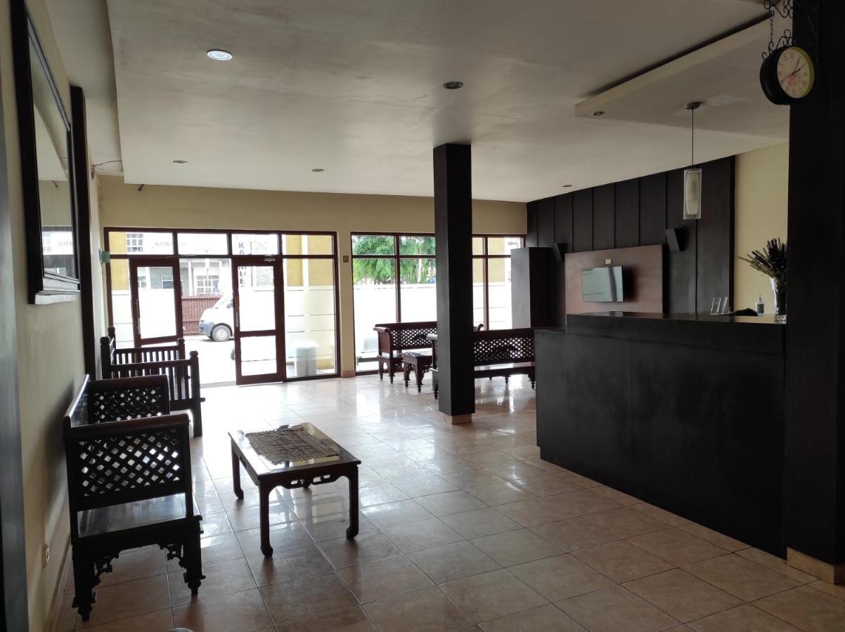 Hotel Randik Sekayu Экстерьер фото
